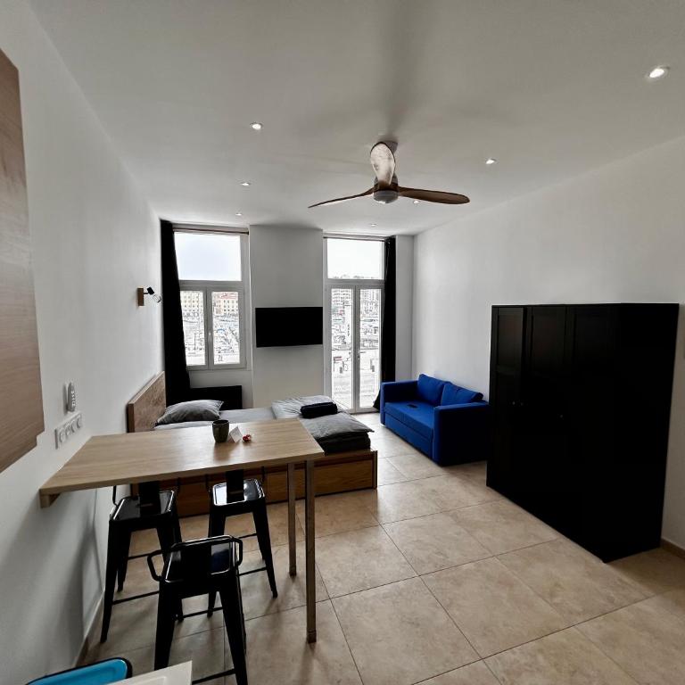 Appartement vue imprenable Vieux-Port et Notre Dame - Studio - Vue sur Mer - 15