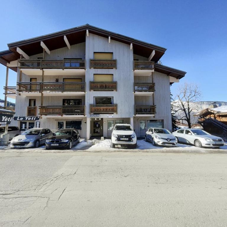 Studio 4 pers. au pied des pistes, balcon, parking, Wi-Fi, proche commerces - FR-1-572-238 - Studio - 8