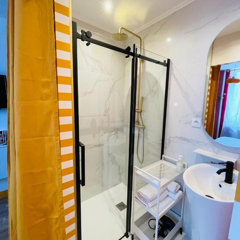 La Suite Interdite Spa Expérience Sensorielle Wimereux - Chambre Double avec Salle de Bains Privative - 3