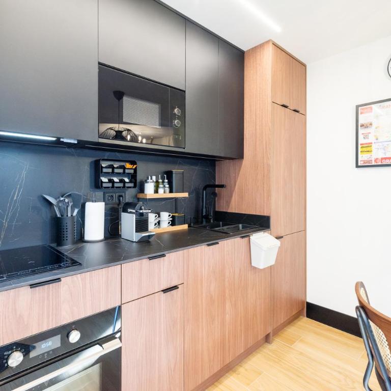 CH Catedral Luxury Apartment - Two-Bedroom Apartment - 19