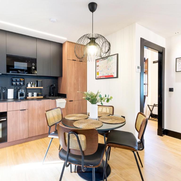 CH Catedral Luxury Apartment - Two-Bedroom Apartment - 33