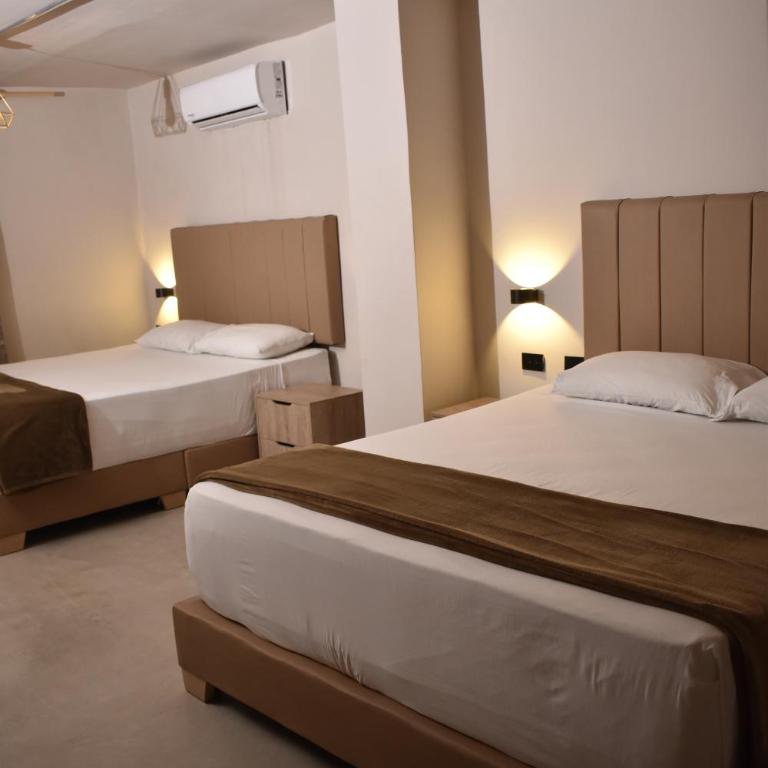 History Center Hotel - Habitación Familiar - 12