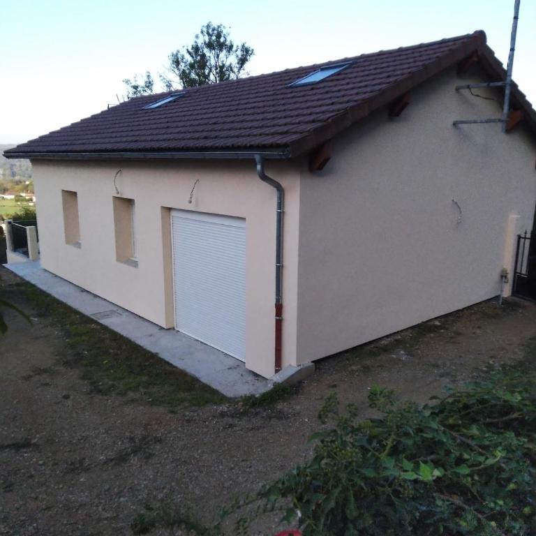 Maison spacieuse de 3 chambres, à proximité de la Centrale du Bugey - Appartement 3 Chambres - 9
