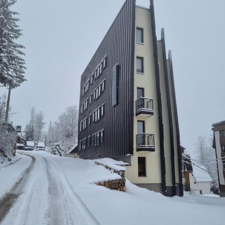 Nivalis Hill A01A - One-Bedroom Apartment - 2