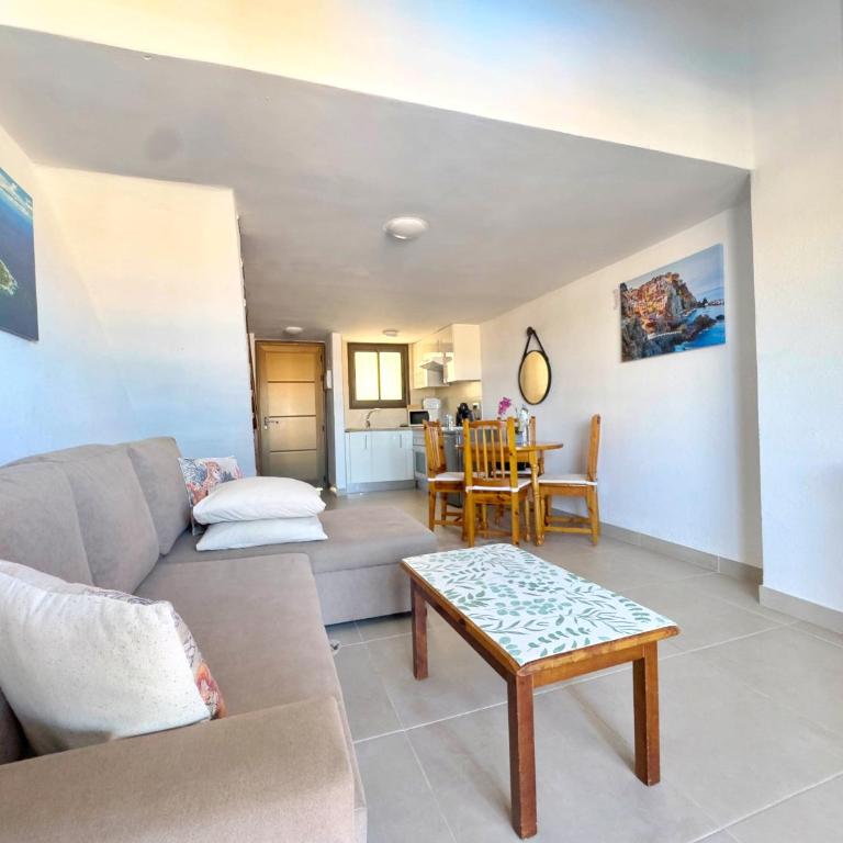 Parque Santiago II 335 by Tenerife Rental & Sales - Apartamento con vistas al mar - 4