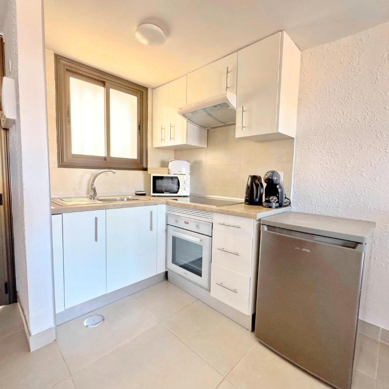 Parque Santiago II 335 by Tenerife Rental & Sales - Apartamento con vistas al mar - 8
