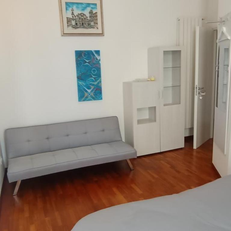 Casa Flora - Two-Bedroom Deluxe Apartment with Balcony - 41