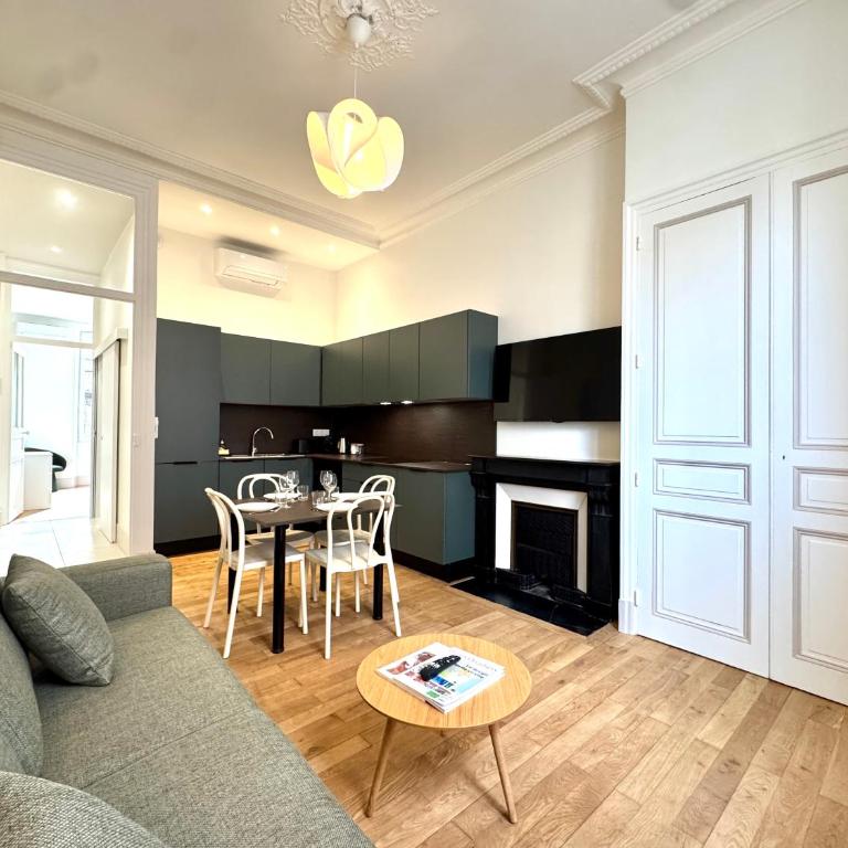 Le Porte de France, 6 pers, 300 m gare, Climatisation - Two-Bedroom Apartment - 3