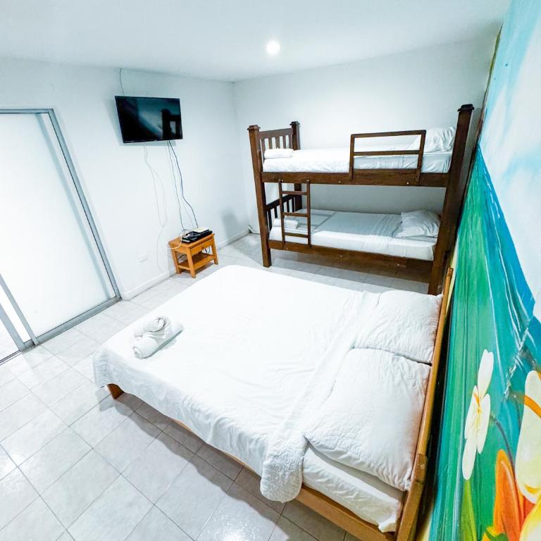 Apartamentos Turísticos In Di Town - Estudio - 8