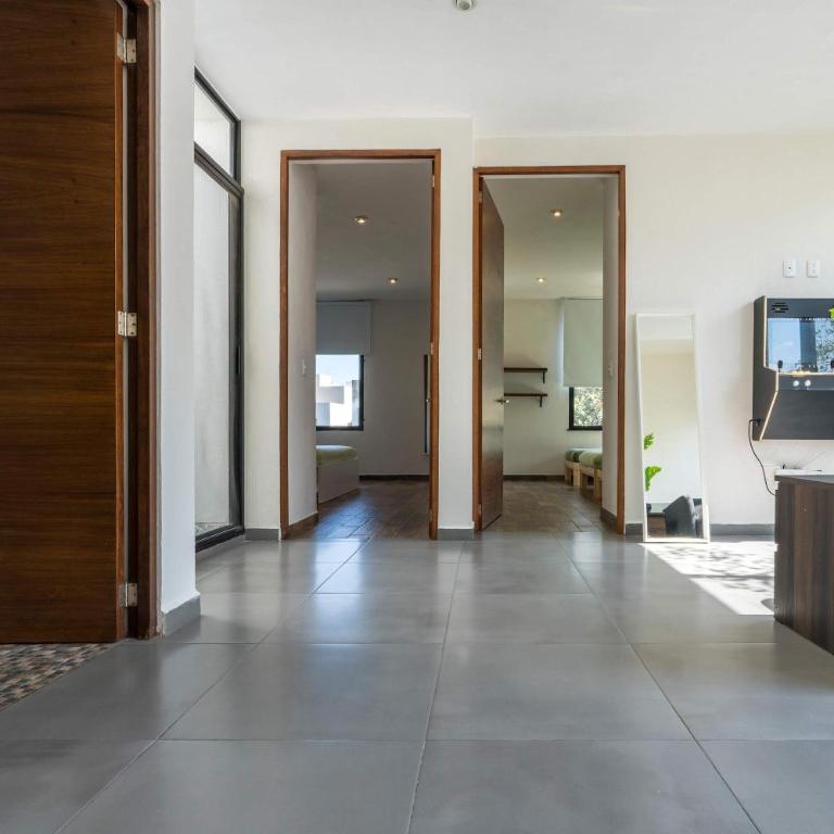 Bosques Vallarta Family - Family Room - 25