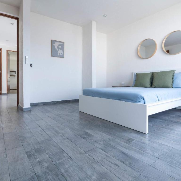 Bosques Vallarta Family - Family Room - 31