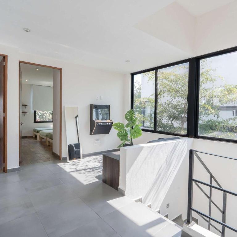 Bosques Vallarta Family - Family Room - 27