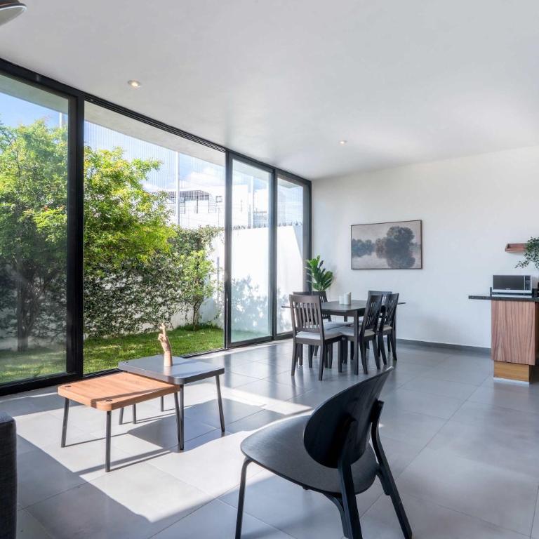 Bosques Vallarta Family - Family Room - 3