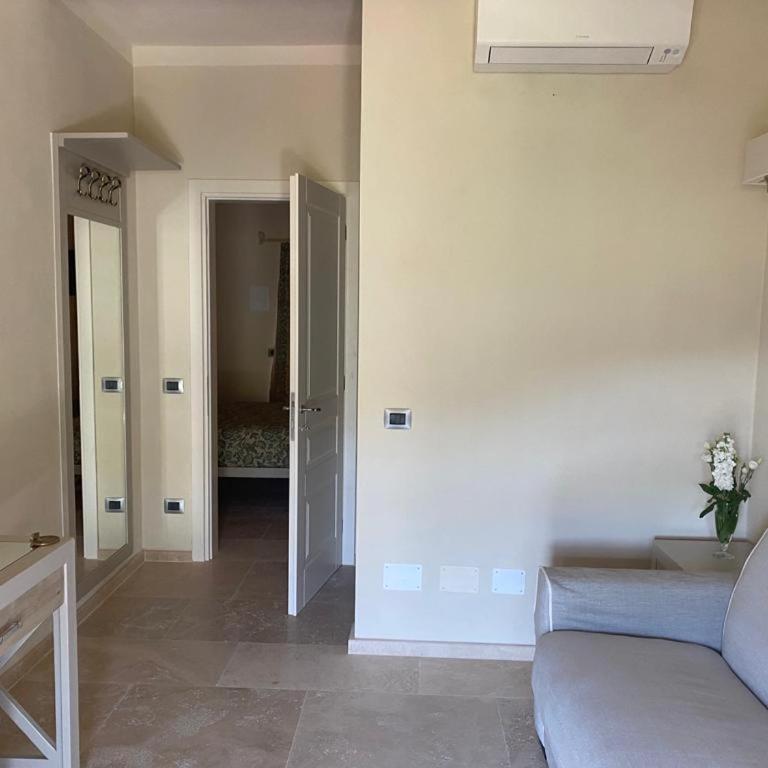 Hotel Danila - Junior Suite - 4
