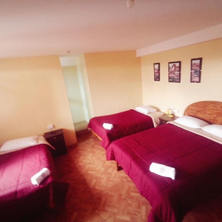 Marlon's INN Cusco II - Triple Room with Private Bathroom - 2