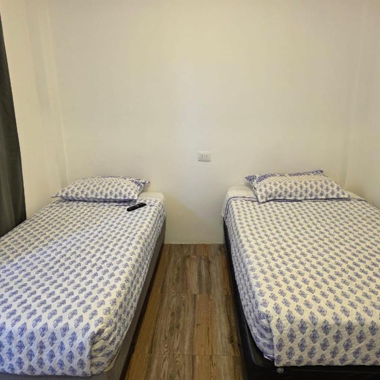 Hostal nancy - Habitación Doble con baño privado - 5