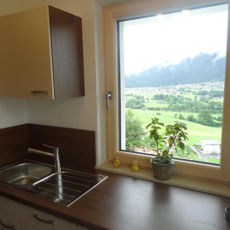 Apartment Panorama - Apartment with Mountain View - 23