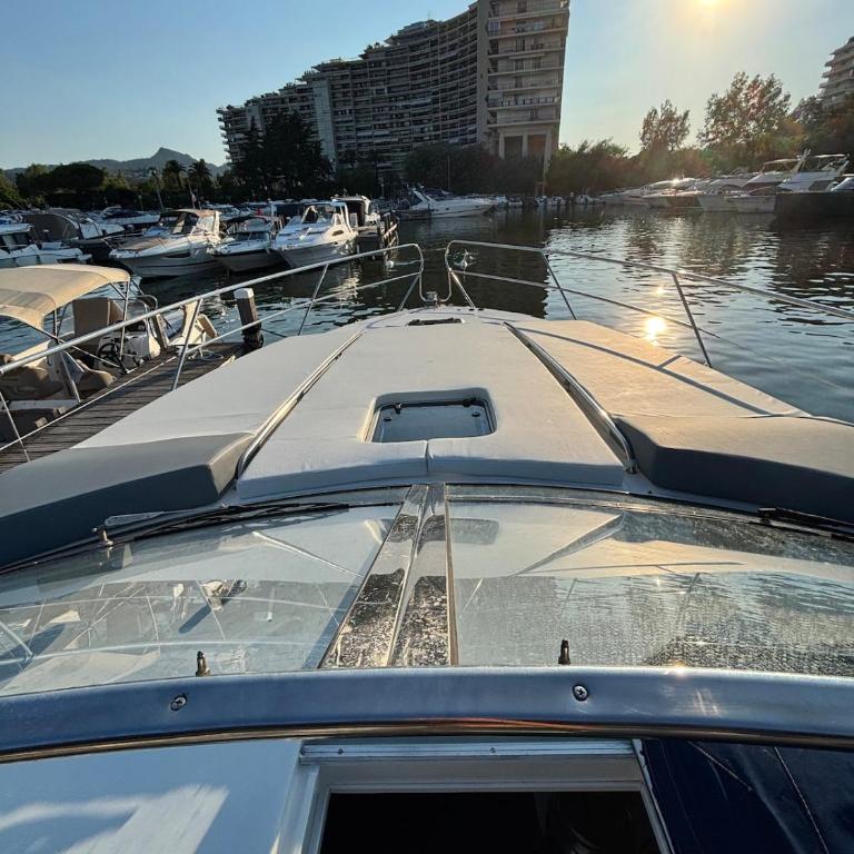 Boat with Jacuzzi - Bateau avec Jacuzzi - Mobilheim - 14