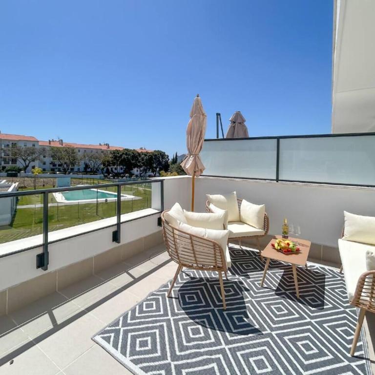 Apartamento con Terraza y Vista al Jardín - Apartamento de 2 dormitorios - 47
