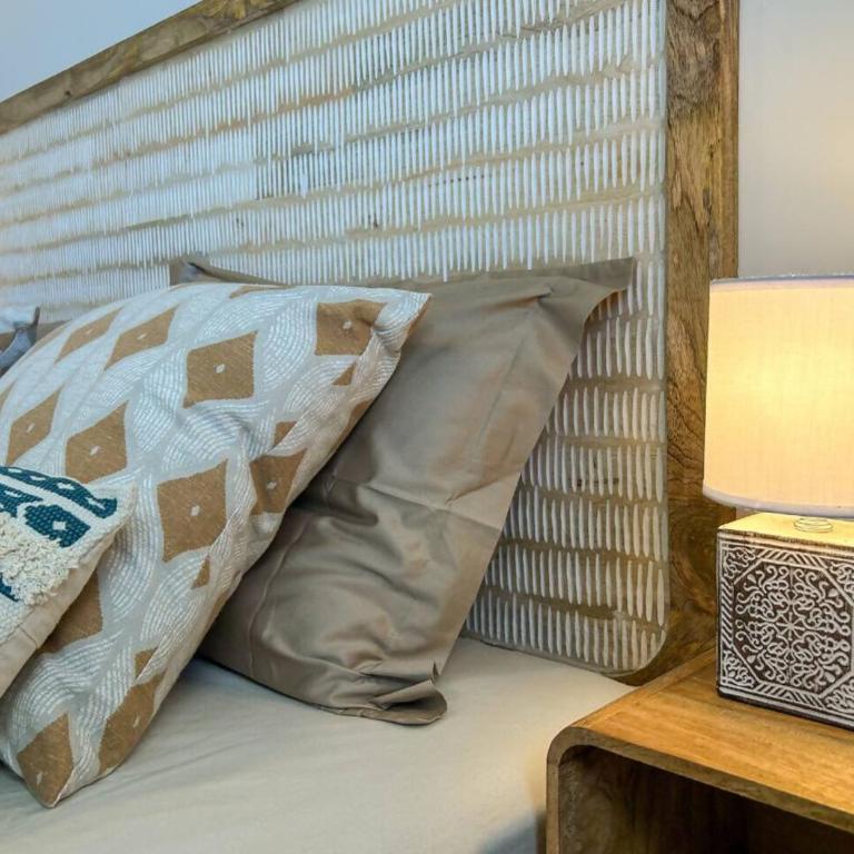 Apartamento con Terraza y Vista al Jardín - Apartamento de 2 dormitorios - 75