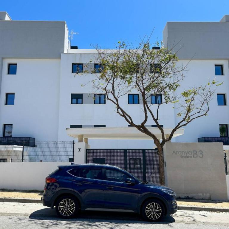 Apartamento con Terraza y Vista al Jardín - Apartamento de 2 dormitorios - 81
