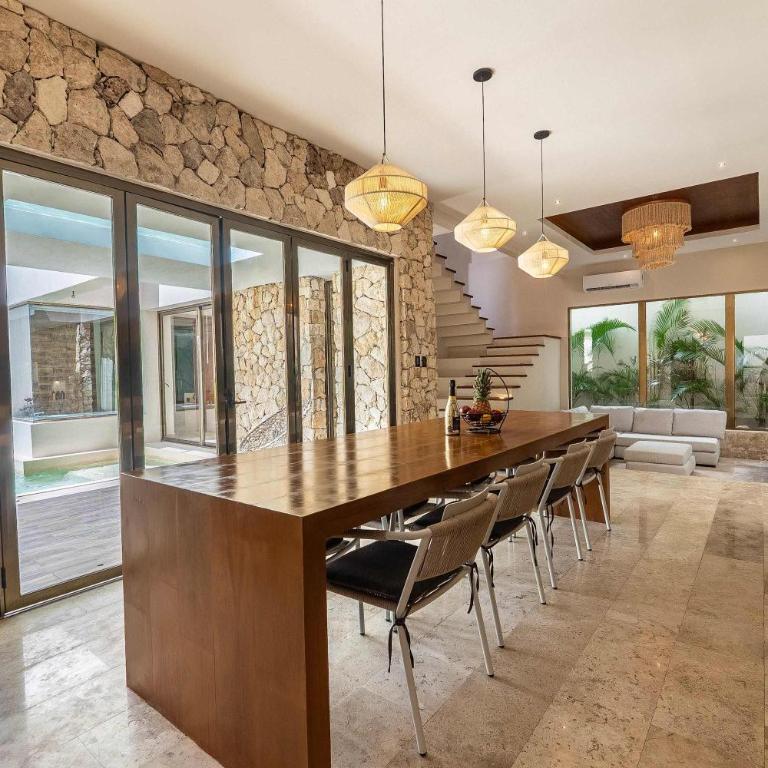 Rare 8BR Dual Villa Getaway with 4 private Pools - Villa - 2