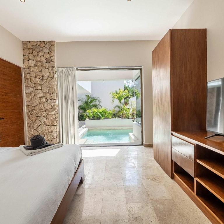 Rare 8BR Dual Villa Getaway with 4 private Pools - Villa - 26