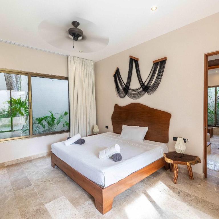 Rare 8BR Dual Villa Getaway with 4 private Pools - Villa - 30