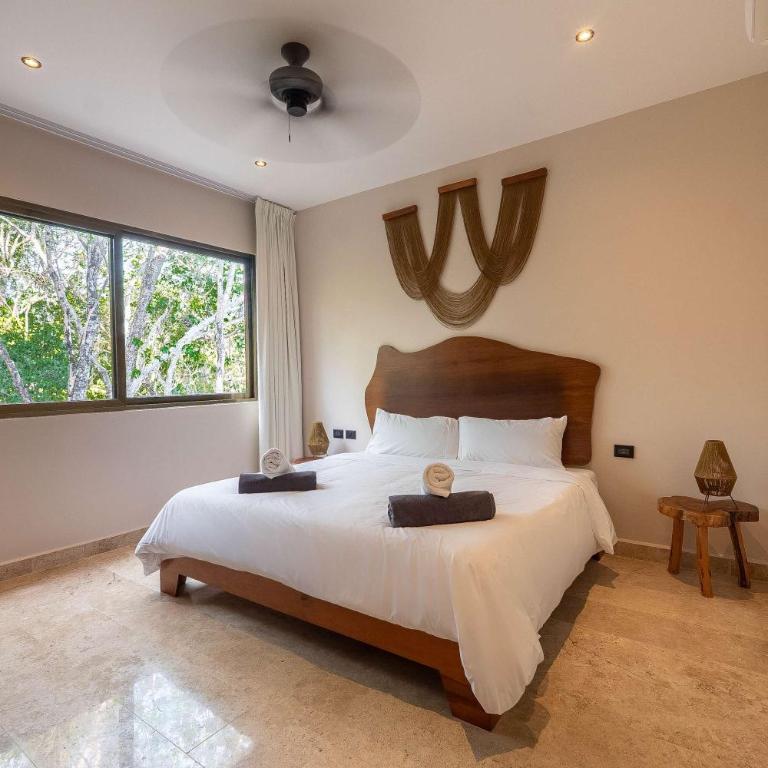 Rare 8BR Dual Villa Getaway with 4 private Pools - Villa - 34