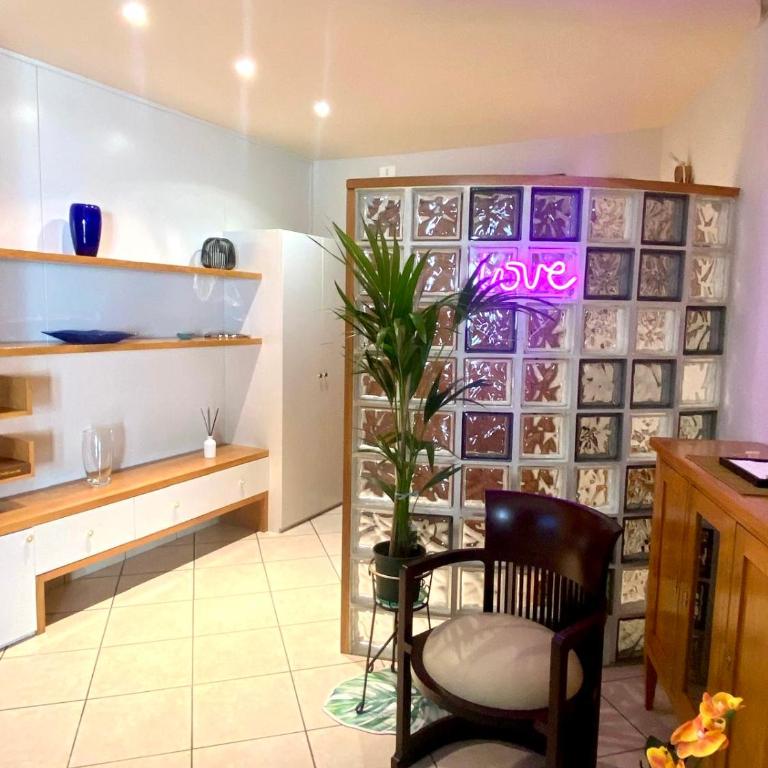 Love Skyline Arena - Two-Bedroom Apartment - 19