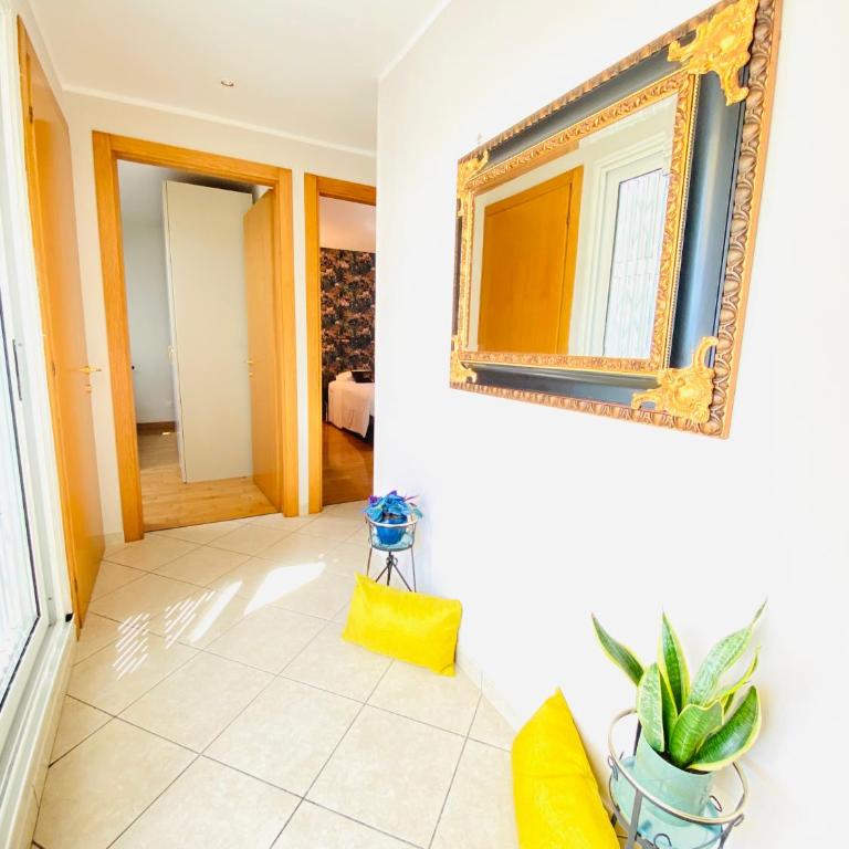 Love Skyline Arena - Two-Bedroom Apartment - 33