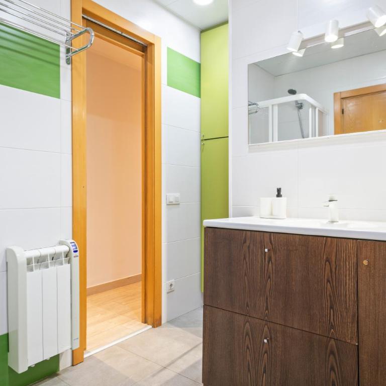 Click&Flat Gran Via Barcelona - Two-Bedroom Apartment - 8