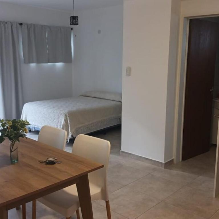 Departamento en alquiler Mercedes Bs As - One-Bedroom Apartment - 4