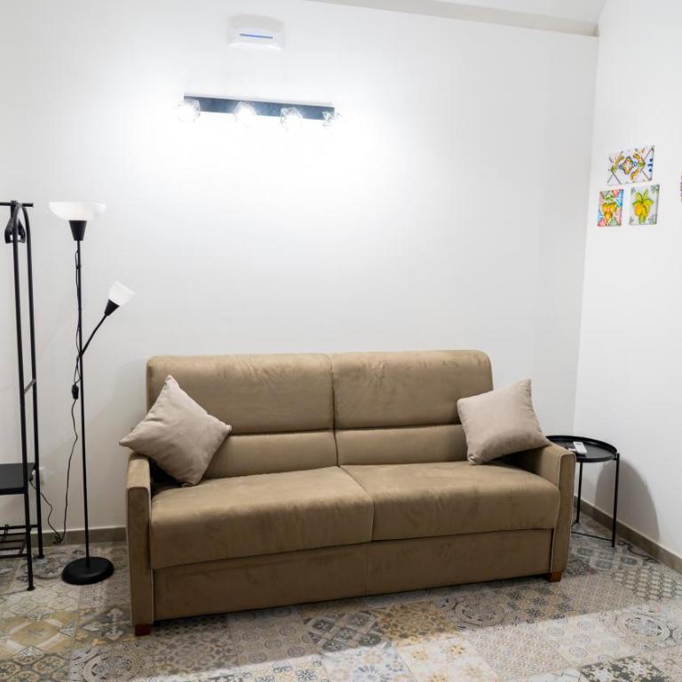 La Casa del Centro Storico - One-Bedroom Apartment - 12