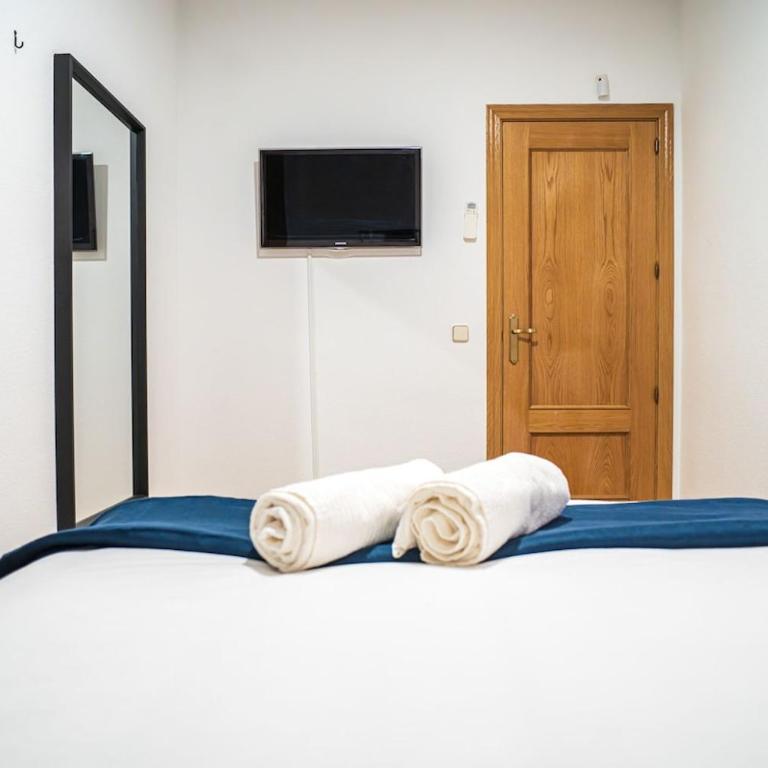 Premium Apartment · 2BR · Historic City Center Sol - Apartamento de 1 dormitorio - 6