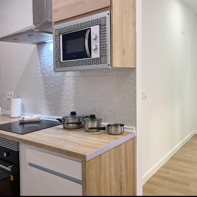 Urban-Usera with Terrace in Madrid Chinatown - Three-Bedroom Apartment - 4