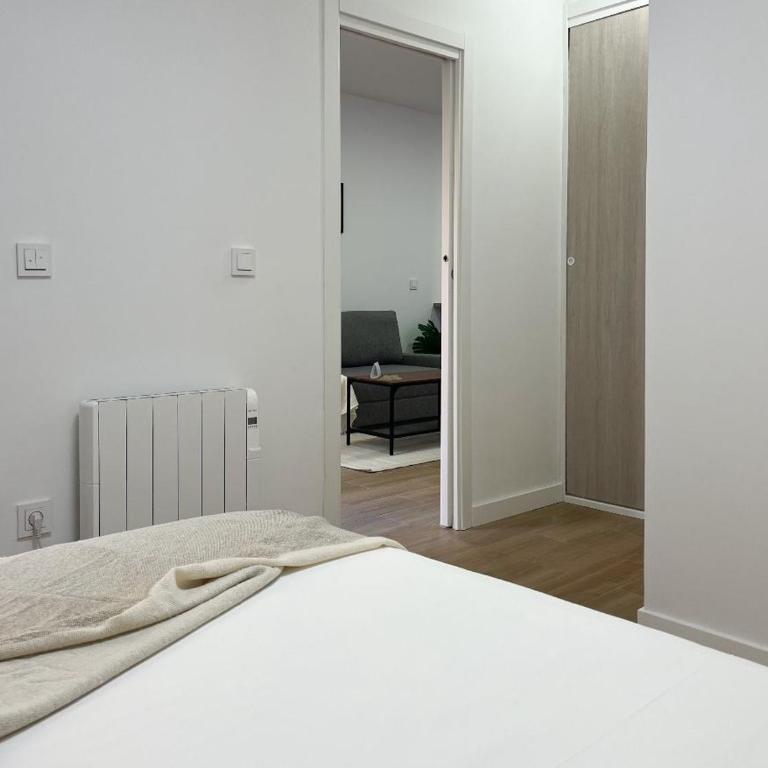 Urban-Usera with Terrace in Madrid Chinatown - Three-Bedroom Apartment - 13