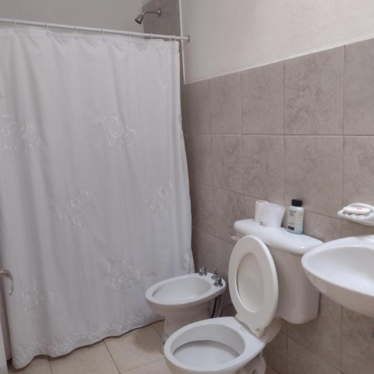Casa Rawson - One-Bedroom House - 2