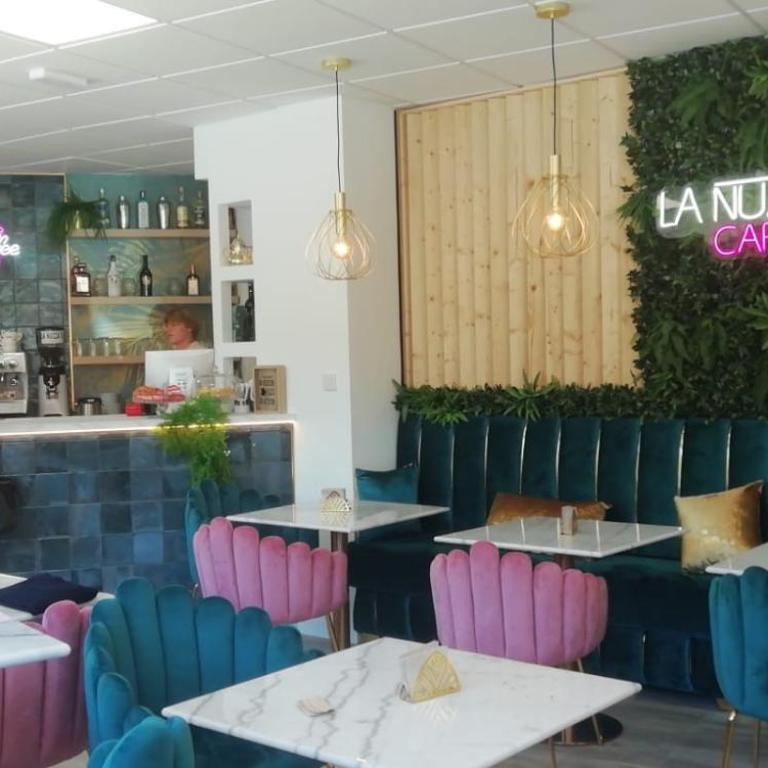 Chameleon Beachfront Ibiza Style - Apartamento de 2 dormitorios con terraza y vistas al mar - 27