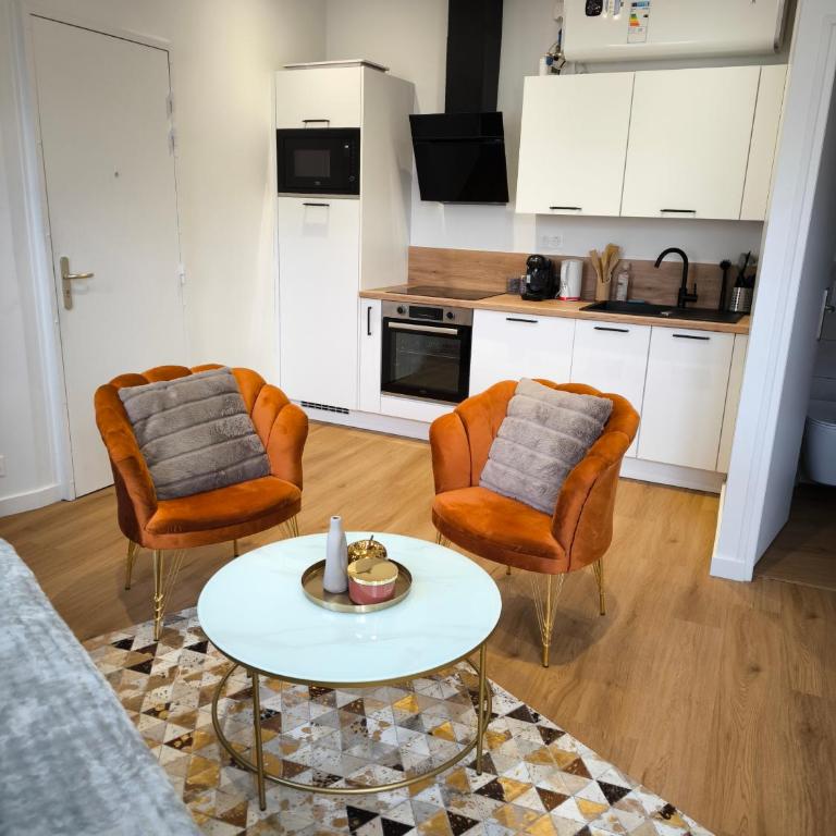 Appartement Prestige Cœur de Reims - Apartment mit 1 Schlafzimmer - 3