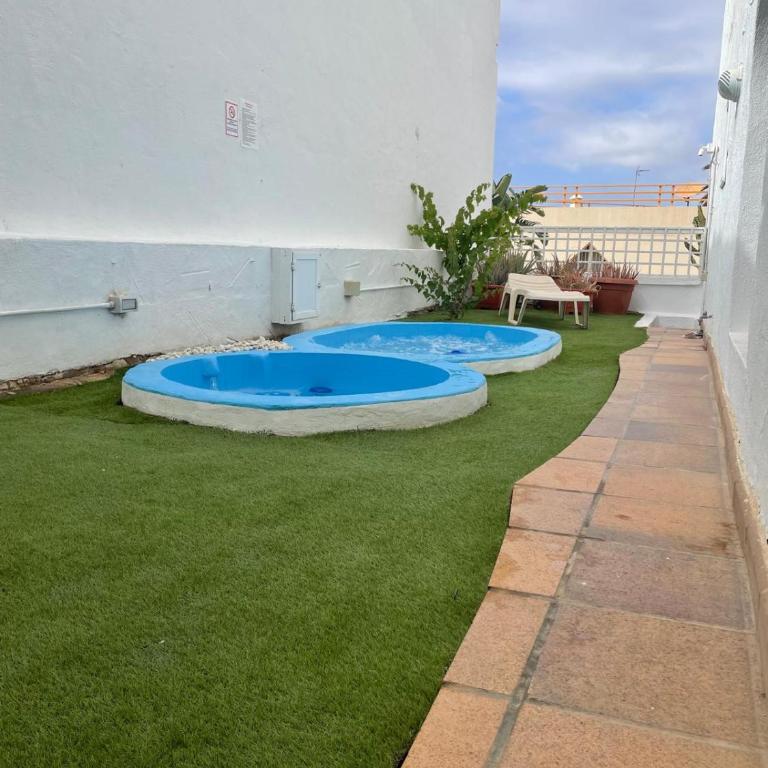 Apartamento con jardín y pequeña piscina privada para refrescarse - Double Room with Pool View - 7