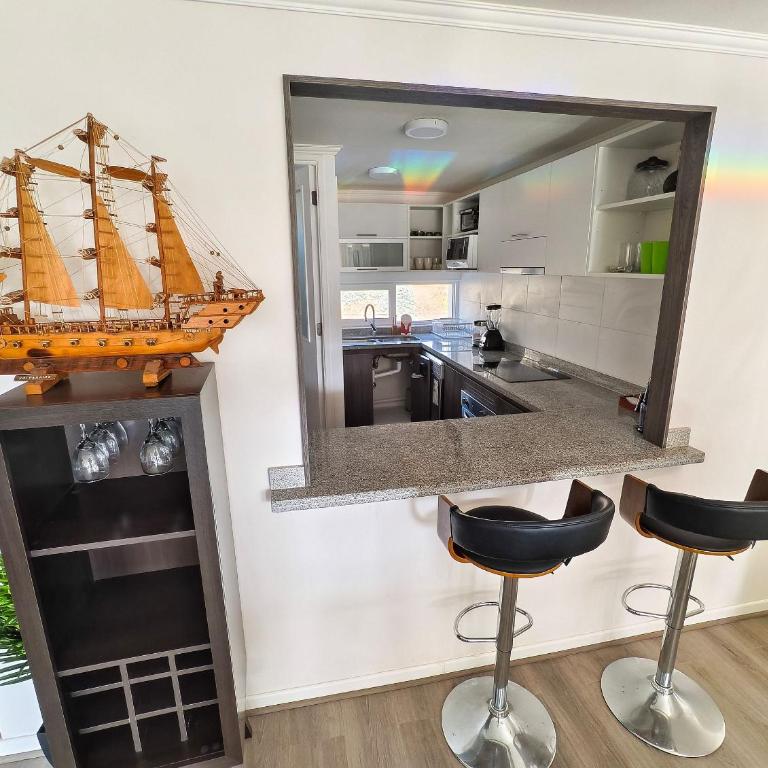Hermoso y acogedor depto. cerca de la playa para 6 - Apartment with Pool View - 13