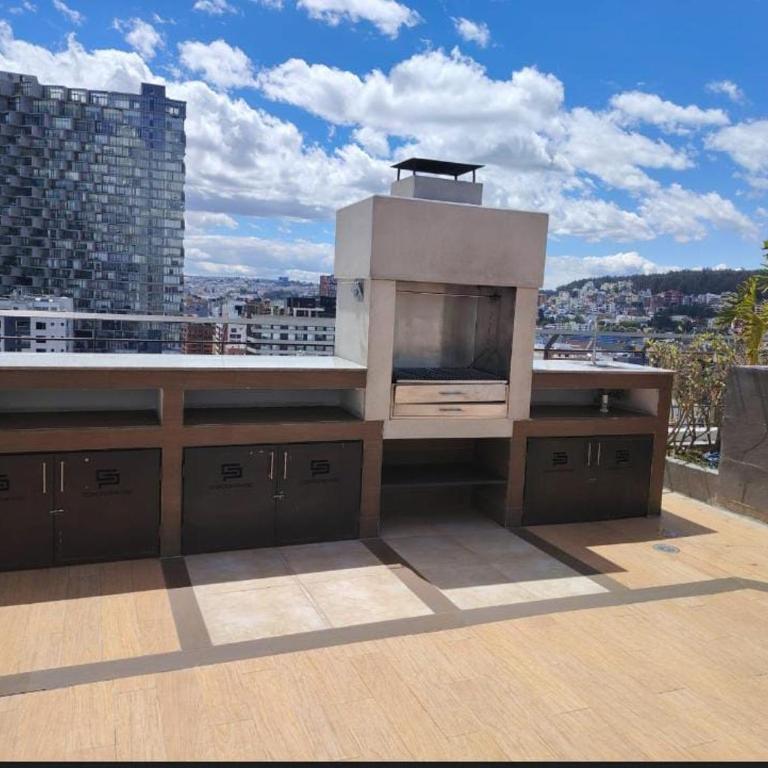 DJamez - Two-Bedroom Apartment - 9