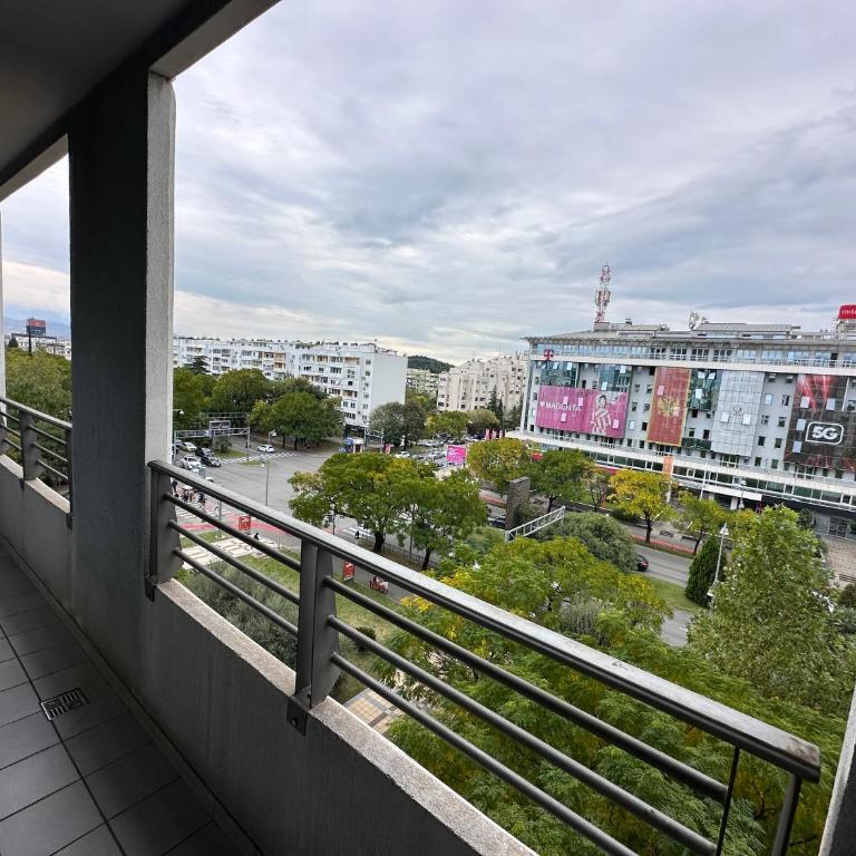 Great location two bedroom apatment ''MAXIM''-GARAGE 5EUR PER DAY - Two-Bedroom Apartment - 10