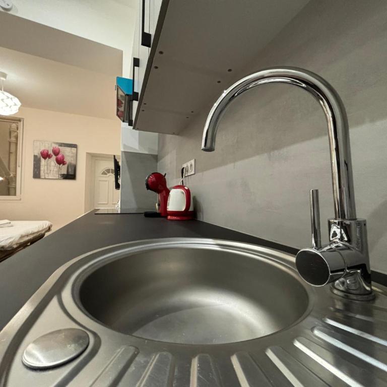 Au cœur du Vieux Nice, superbe studio refait à neuf - Appartement 1 Chambre - 11