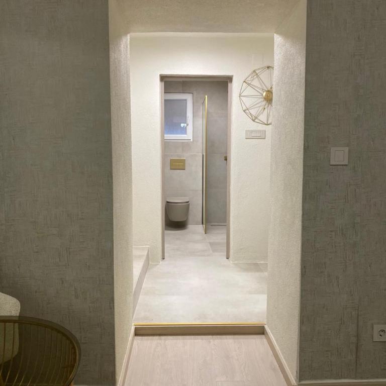 Apartment HOL - One-Bedroom Apartment - 9
