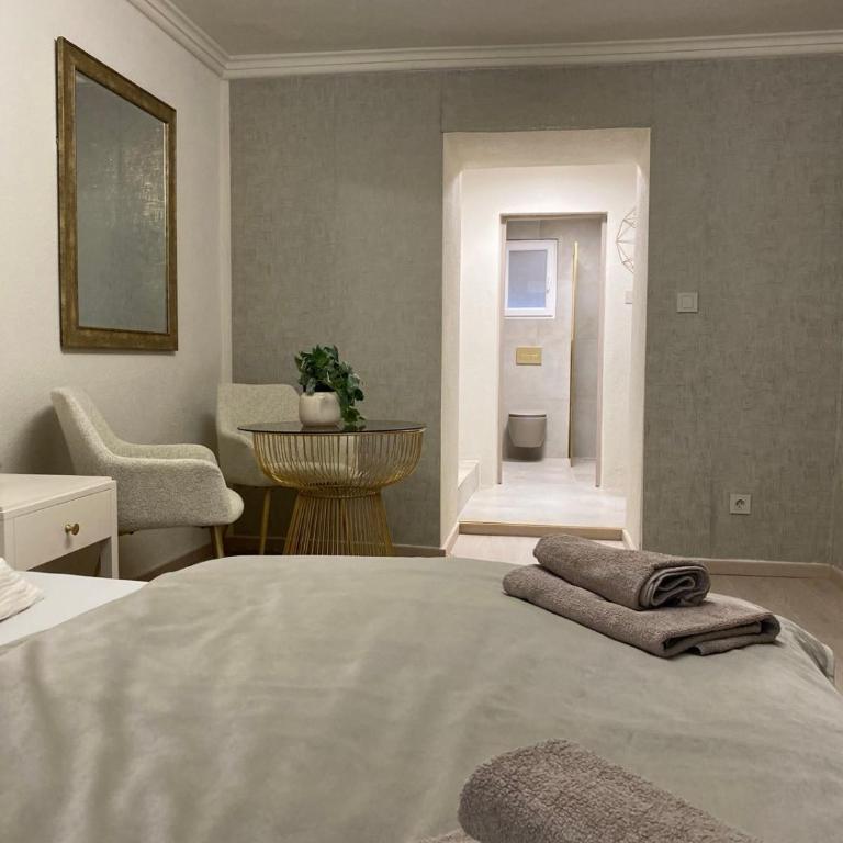 Apartment HOL - One-Bedroom Apartment - 6