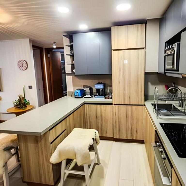Moderno Edifício Frente al Lago - Apartamento de 2 dormitorios con vistas a la piscina - 16