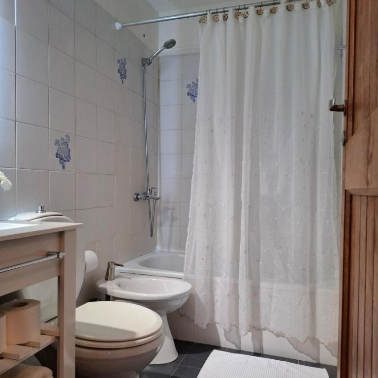 Luminoso y Cálido Depto en el Centro de San Martín - Two-Bedroom Apartment - 15