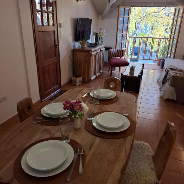 Luminoso y Cálido Depto en el Centro de San Martín - Two-Bedroom Apartment - 39